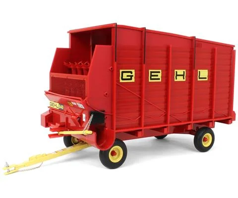 GEHL 640 Forage Wagon - SPECCAST