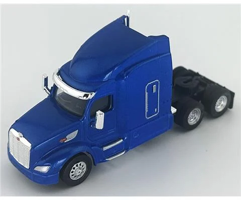 Peterbilt 579 Sleeper Cab in Metallic Blue - HO LOGISTICS