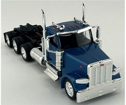 Peterbilt 589 3-Axle Day Cab In Blue Metallic