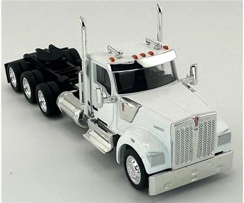 Kenworth W990 3-Axle Day Cab in White