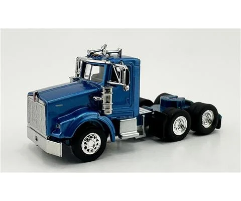 Kenworth T800 with Daycab in Metallic Blue - HO LOGISTICS