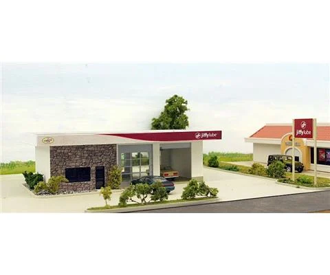 Jiffy Lube Auto Service Model Kit - SUMMIT