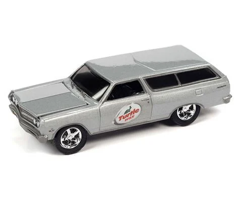 Turtle Wax - 1965 Chevrolet Chevelle Wagon in Silver with Turtle Wax Graphics