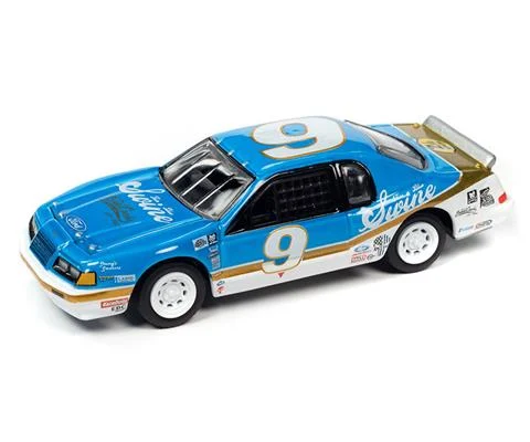 1986 Ford Thunderbird Stock in Blue with White and Gold 24hrs of LeMons - JOHNNY LIGHTNING