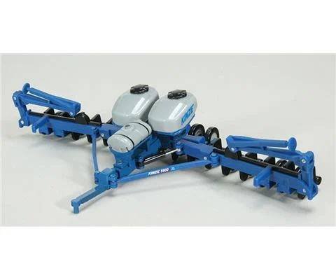 Kinze 5900 16 Row Bulk Seed Planter - SPECCAST