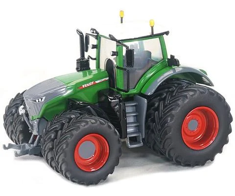 Fendt 1042 Vario Tractor with Front and Rear Duals - SPECCAST
