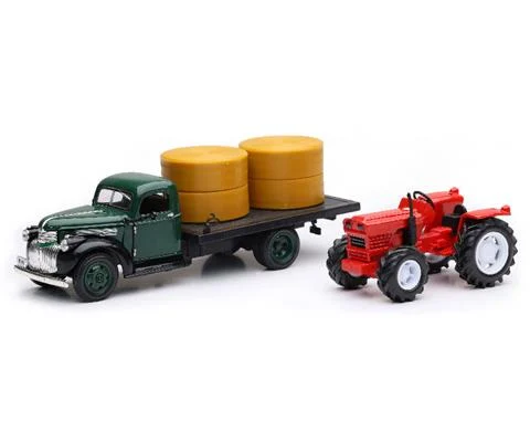 1941 Chevrolet Flatbed Truck with Farm Tractor - NEW-RAY