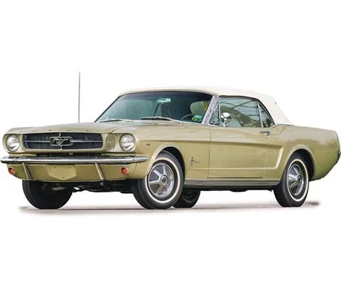 1965 Ford Mustang Convertible in Honey Gold - IXO AMERICA