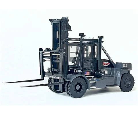 Weiss Brothers - Taylor XH-360L Forklift