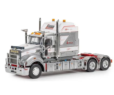 Bowers Heavy Haulage - Mack Bicentennial
