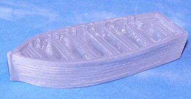 PIG100009 - LARGE ROWING BOAT, RESIN