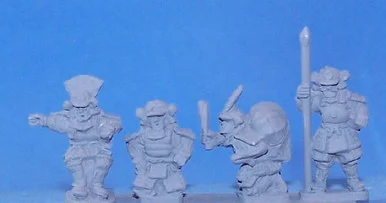 PIG240042 - GENERALS AND MESSENGERS SEATED