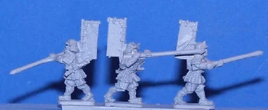PIG240011 - SAMURAI ADVANCING WITH SPEAR